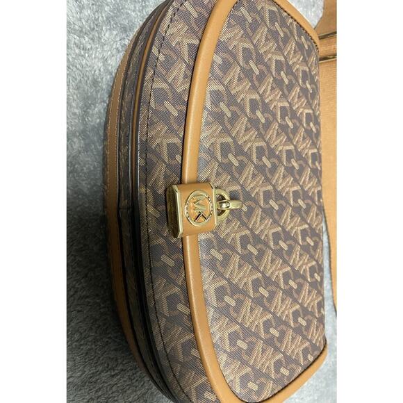 Michael Kors Mila Medium Empire Signature Logo Messenger Bag - Picture 5 of 16